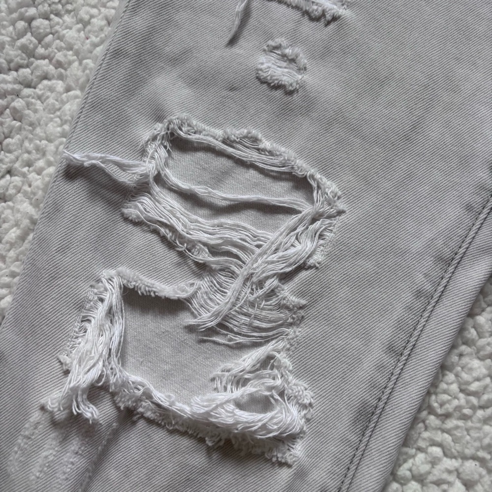 NWT Vervet by Flying Monkey Distressed mom Jean 29 Light Gray - Picture 4 of 10